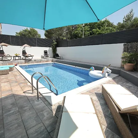 Mary Zaton Villa Zaton (Zadar)